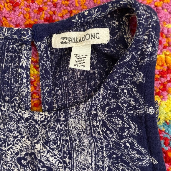 BILLABONG HALTER FLOWY TOP - Picture 2 of 3